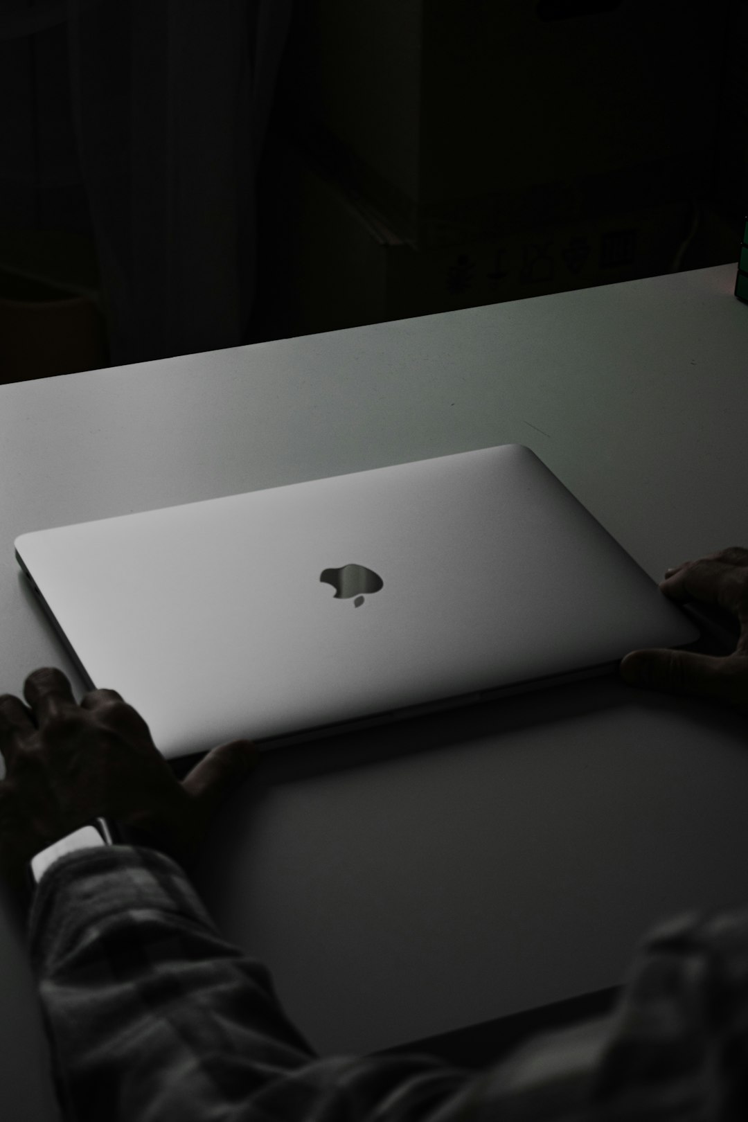 Macbook